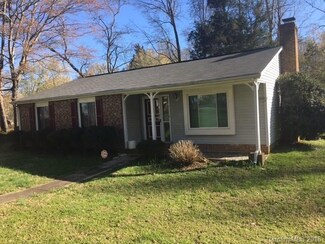 6201 Upas Ln, Charlotte, NC 28227