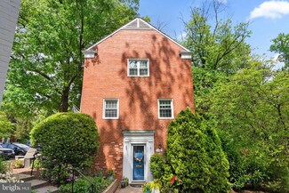 1616 Ripon Place, Alexandria, VA 22302