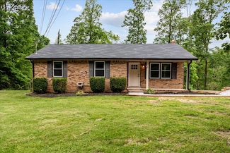 1079 Hillcrest Rd, Waverly, TN 37185