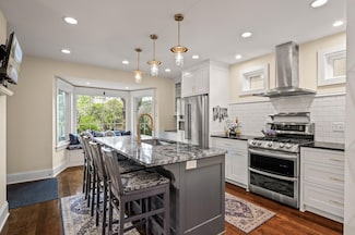 1670 Ashland Ave, Saint Paul, MN 55104