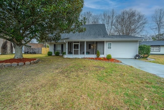 240 Horseshoe Dr, Goose Creek, SC 29445