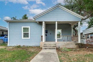 708 S Willomet Ave, Dallas, TX 75208