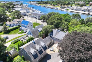 70 Falmouth Heights Rd, Falmouth, MA 02540