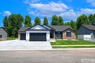 4585 Rustle Rd, Ammon, ID 83406