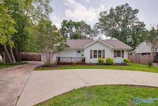 2401 Bonita Dr SW, Huntsville, AL 35801