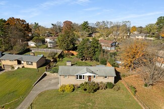 1315 Winthorne Dr, Nashville, TN 37217