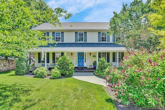 610 Crystal Anne Ln, Roanoke, VA 24019