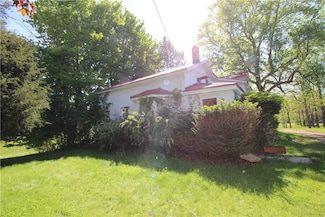 6977 Knickerbocker Rd, Ontario, NY 14519