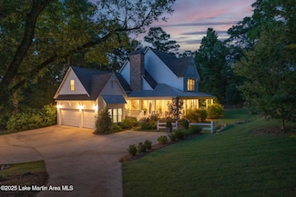 1732 W Farmville Rd, Auburn, AL 36879