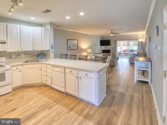 34363 Summerlyn Dr Unit 203, Lewes, DE 19958