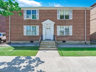 190-12 Station Rd, Flushing, NY 11358