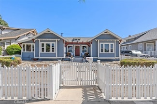 212 E Olive St, Corona, CA 92879