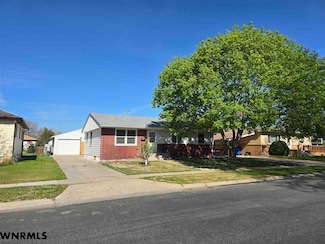 2918 Avenue F, Scottsbluff, NE 69361