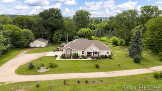 5062 Inuksuk Trail, Ionia, MI 48846