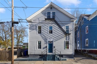 14 Madison St, Providence, RI 02907