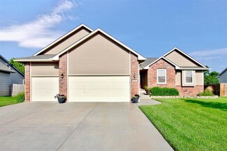 10837 W Waterside Ct, Maize, KS 67101