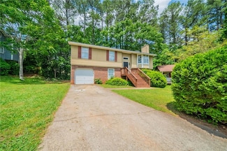 2132 Sara Ashley Way, Lithonia, GA 30058