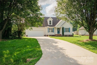 1083 Elljoy Ln, Salisbury, NC 28146