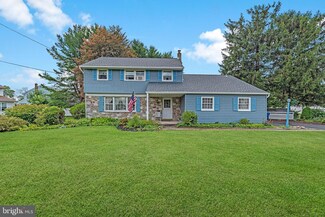 115 Sourwood Dr, Hatboro, PA 19040