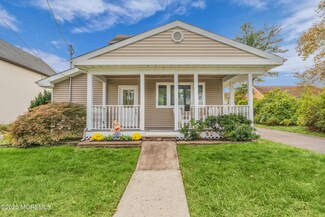 13 Lasatta Ave, Englishtown, NJ 07726