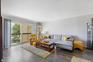 8000 University Ave Unit 209, La Mesa, CA 91942