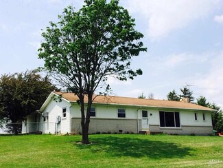 8700 S 500 W, Warren, IN 46792