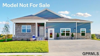 6437 Clear Creek St, Omaha, NE 68157