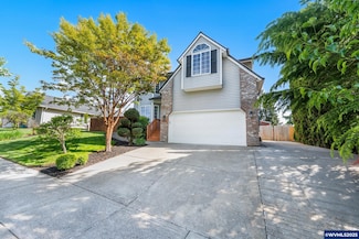 2124 Baines Blvd, Hubbard, OR 97032