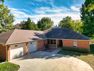 3304 Monterey Dr, Columbia, MO 65203