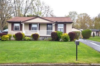 1570 Charles St, Hermitage, PA 16148
