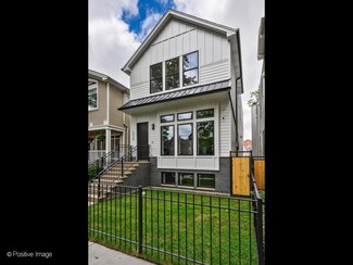 3720 N Hermitage Ave, Chicago, IL 60613
