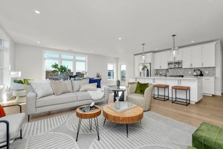 62 Foundry St Unit 506, Wakefield, MA 01880