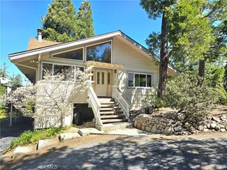 943 Grass Valley Rd, Lake Arrowhead, CA 92352
