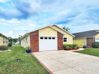 37347 Derbyshire Dr, Zephyrhills, FL 33542