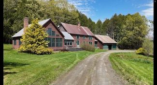 1040 Morrill Rd, Danville, VT 05828