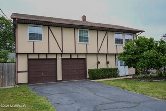 6 Mills Ave, Port Monmouth, NJ 07758