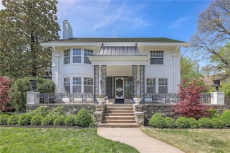 4520 Holmes St, Kansas City, MO 64110