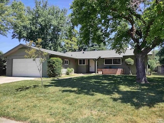 520 Walton Dr, Red Bluff, CA 96080