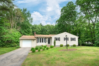 96 Summit Rd, Abington, MA 02351