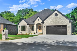 3901 Rose Ave, Springfield, MO 65803