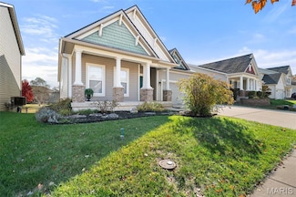 316 Country Orchard Dr, Lake Saint Louis, MO 63367