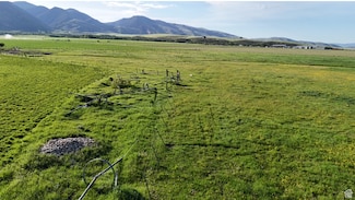 74 Hunter Rd, Bennington, ID 83254