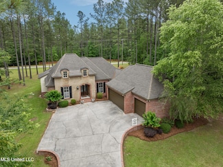 10 Magnolia Crossing Rd, Sumrall, MS 39482