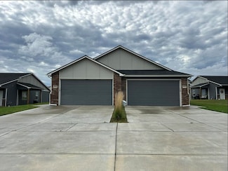 5770 E Bristol Cir, Bel Aire, KS 67220