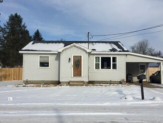 2 Edgewood Dr, Cohocton, NY 14826