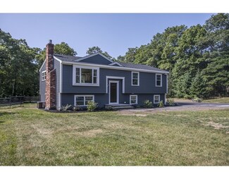8 Jerome St, Berkley, MA 02779