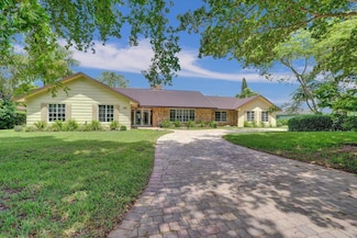 11140 NW 26th Dr, Coral Springs, FL 33065