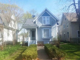 1034 Crosby St, Rockford, IL 61107