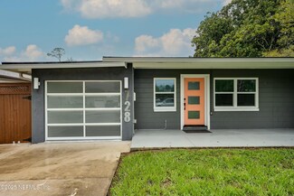728 Palm Tree Rd, Jacksonville Beach, FL 32250