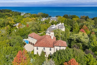 1015 Sheridan Rd, Winnetka, IL 60093